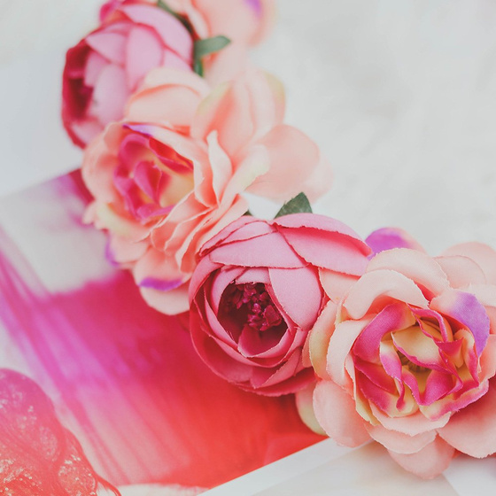 WIANEK NA GŁOWĘ piwonie KWIATY różowy ŚLUBNY