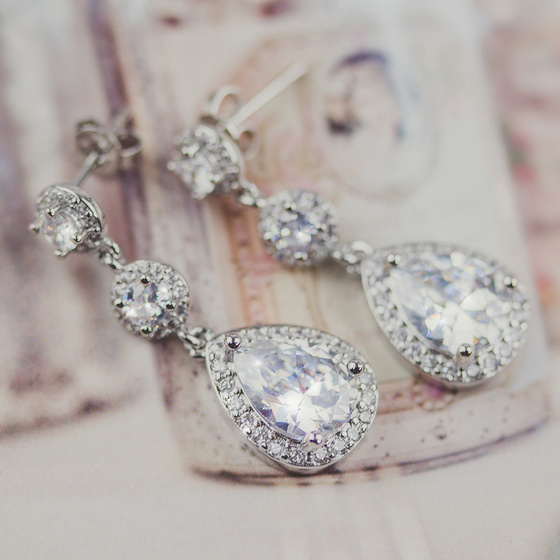 Kolczyki damskie ŚLUBNE srebrne długie CYRKONIE