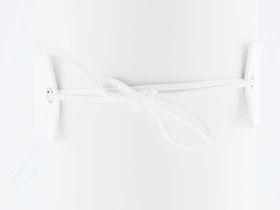 Choker sznurowany frędzle biały