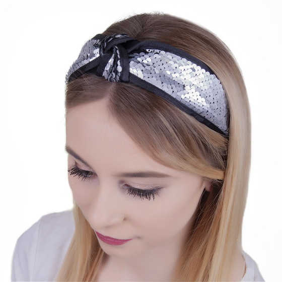 OPASKA DO WŁOSÓW srebrna CEKINY matowe WĘZEŁ supeł