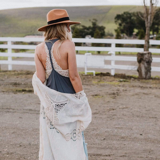 NARZUTKA boho plażowa PAREO długa BIAŁA