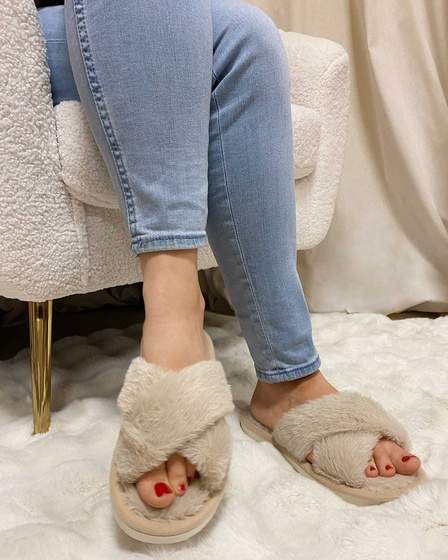 KAPCIE damskie Ciepłe PLUSZOWE CIAPY OCIEPLANE r. 40-41