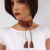 Choker sznurowany frędzle brązowy